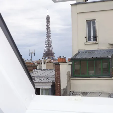 Eiffel Tower - Passy Paris